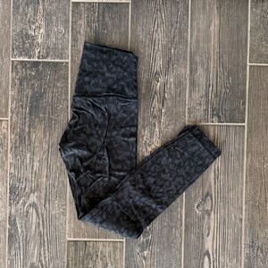 Womens Black Animal-Print Leggings align